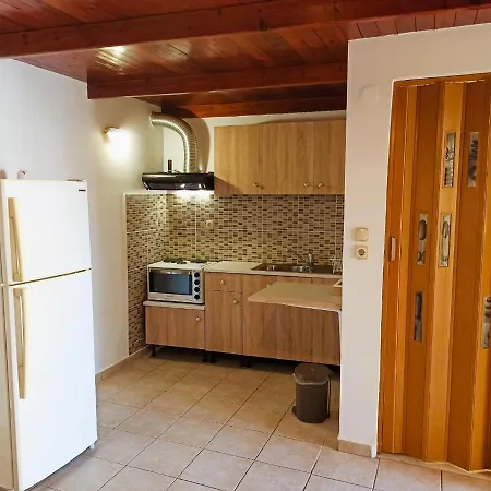 Casa Georgia דירה פליראקי