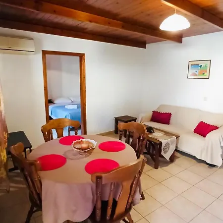 Casa Georgia فاليراكي