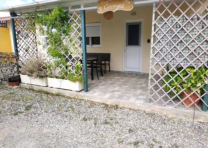 Casa Georgia 法里拉基