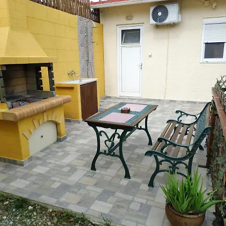 Casa Georgia * Φαληράκι